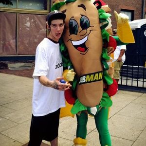 Meet your Posher, Chris